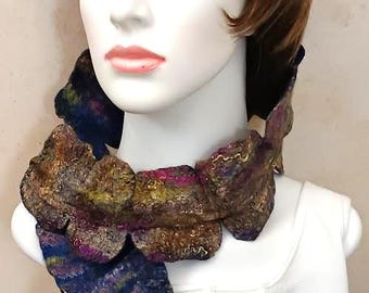 Merino wool collar: Handmade neck scarf, women's accessory
