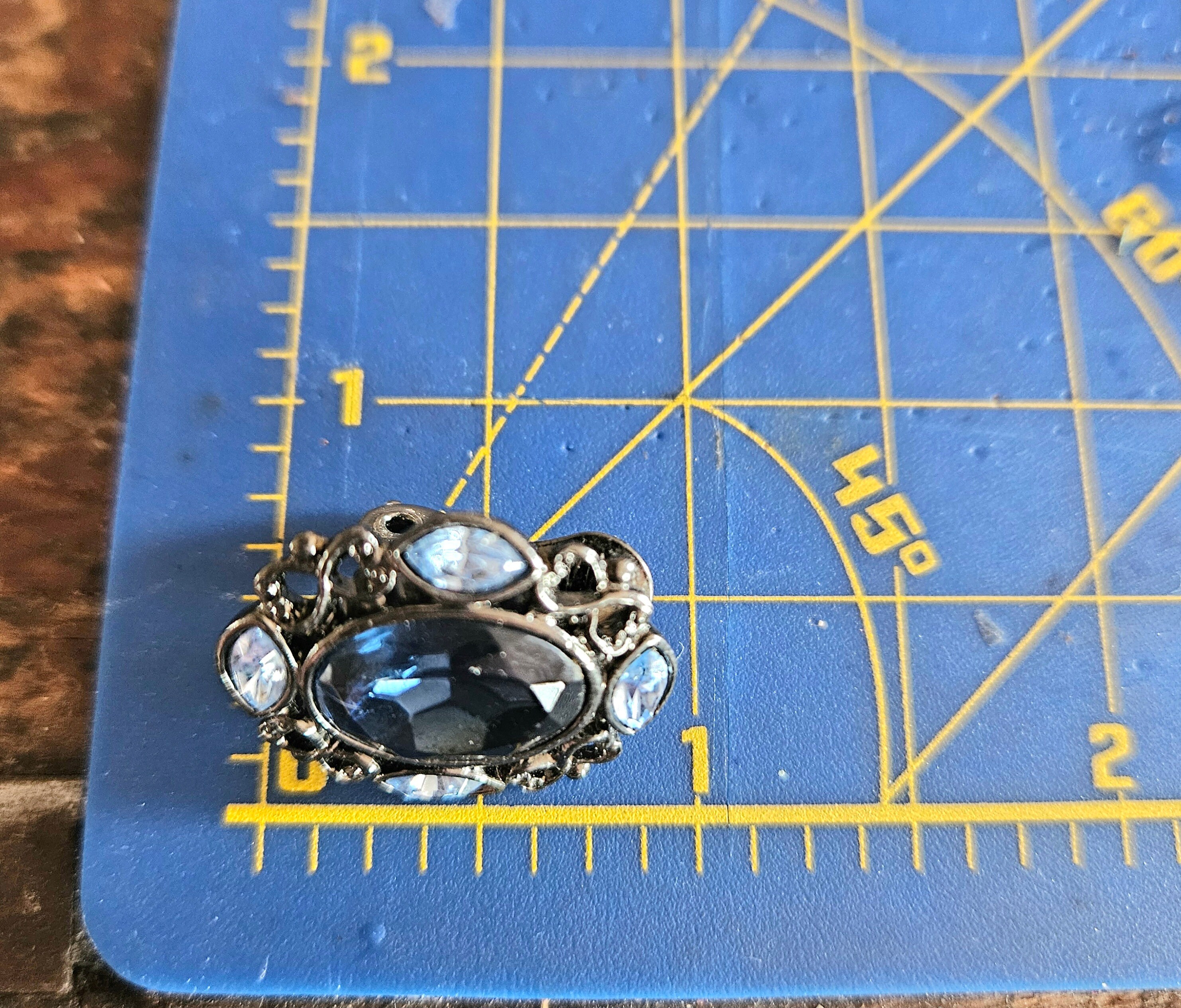 Boucles D'oreilles Vintage Années 50-60 - Verre Gris Métal Hématite - Clips - Occasion