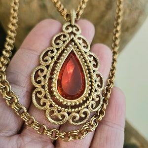 Avon necklace 2024