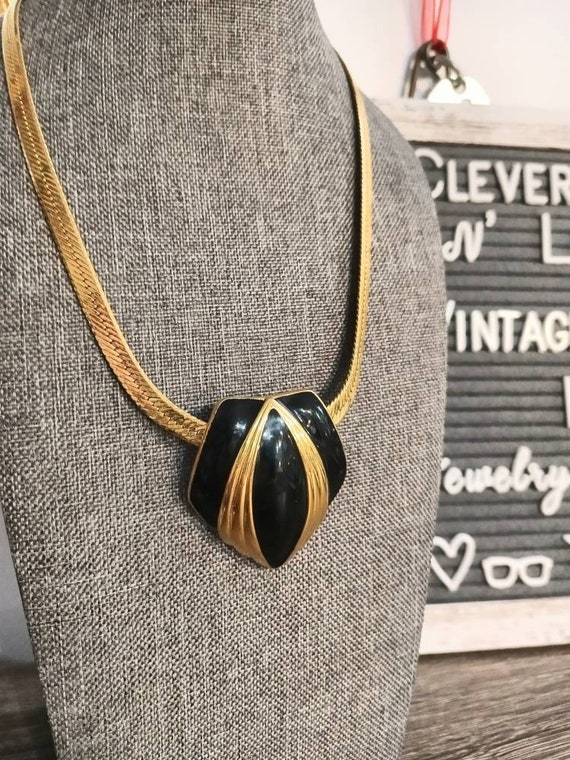 Black enamel & gold retro 1980s necklace EUC vint… - image 1