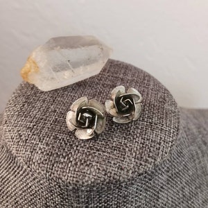 Vintage silver tone roses earrings post 1950s mid century retro dainty