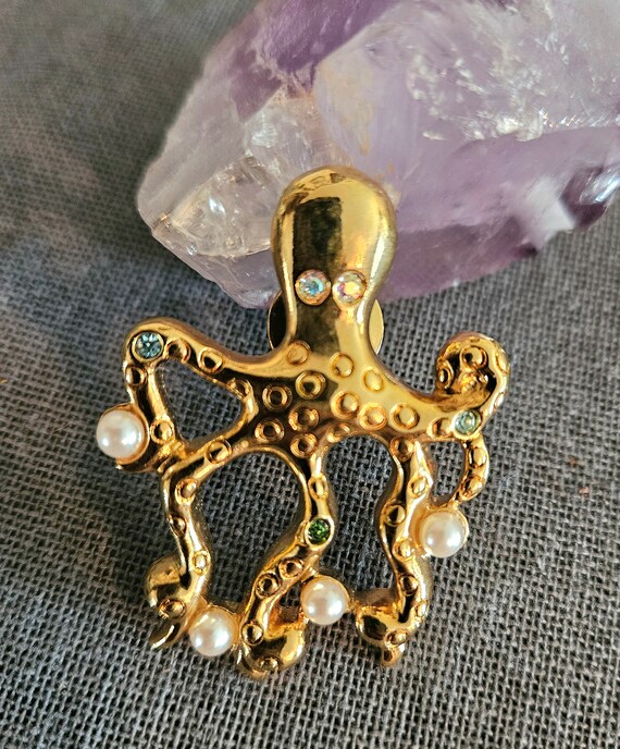 Vintage 80s Avon octopus gold tone brooch pin ret… - image 3