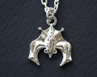 Collana catena gioiello in acrilico dorato o argentato | Bijoux Service