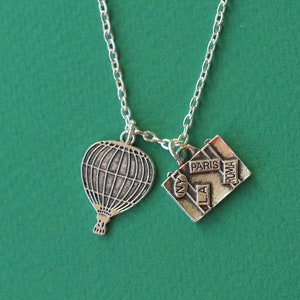 Heteluchtballon en koffer bedelketting, Travel hanger, Wanderlust cadeau, cadeau voor reiziger, cadeau voor haar, gepersonaliseerde ketting