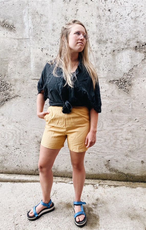 Vintage Shorts / 70's Shorts / Yellow / High Rise