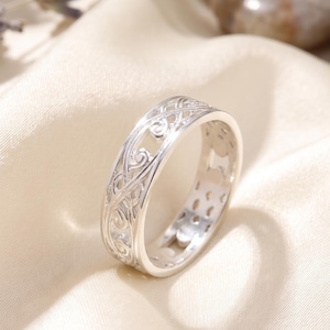 Sterling Silver Celtic Knot Ring, Vintage Filigree Elven Band, Delicate Vine Pattern Ring for Women, Unique Irish Wedding Band
