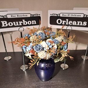 Números de mesa para bodas con letreros callejeros de Nueva Orleans personalizados: centros de mesa con adornos personalizados de NOLA imagen 4