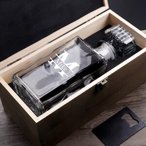 Groomsmen Gifts, Whiskey Decanter Set With Wooden Box, Personalized Whiskey Decanter, Best Man Gift, Groomsman Proposal, Gift for Men