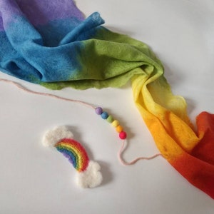 Newborn Rainbow felted photoprops: Felted Rainbow Hat, Felted Layer, Rainbow, Headband,Newborn Photography props, Felted Decor