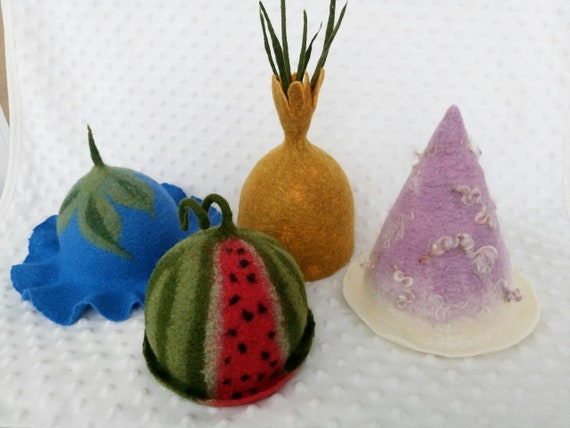 Newborn Onion Hat Photo Props, Baby Pixie Hat, Felted Infant