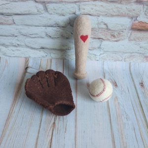 Felted newborn Baseball Set Felted Baseball glove, Baseball bat and ball,Felted sport props, Felted decor props, Newborn felted Photo props