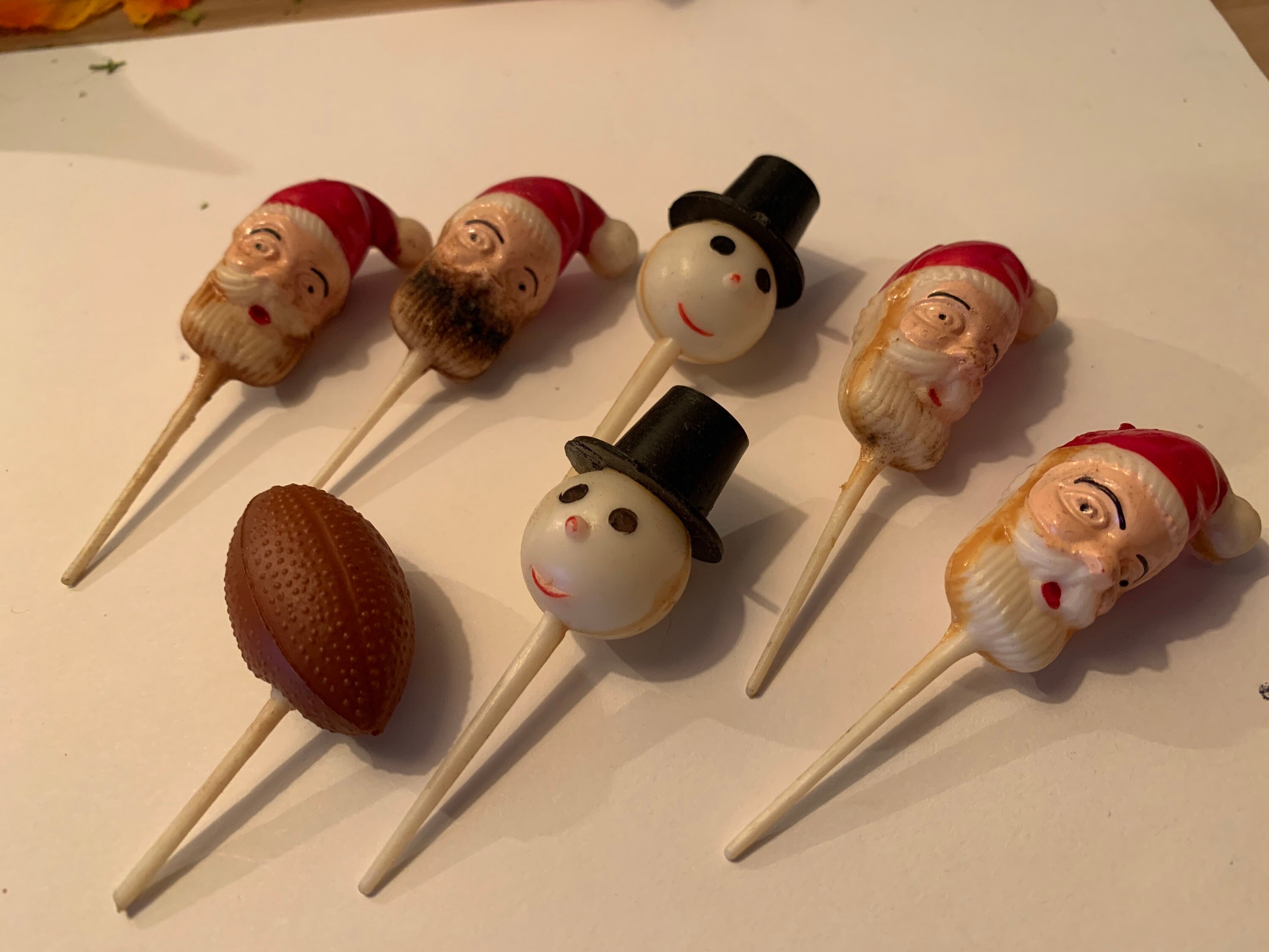 Vintage Lot Of 7 Plastic Christmas Cupcake Picks Festive Etsy vintage-lot-of-7-plastic-christmas-cupcake-picks-festive-etsy