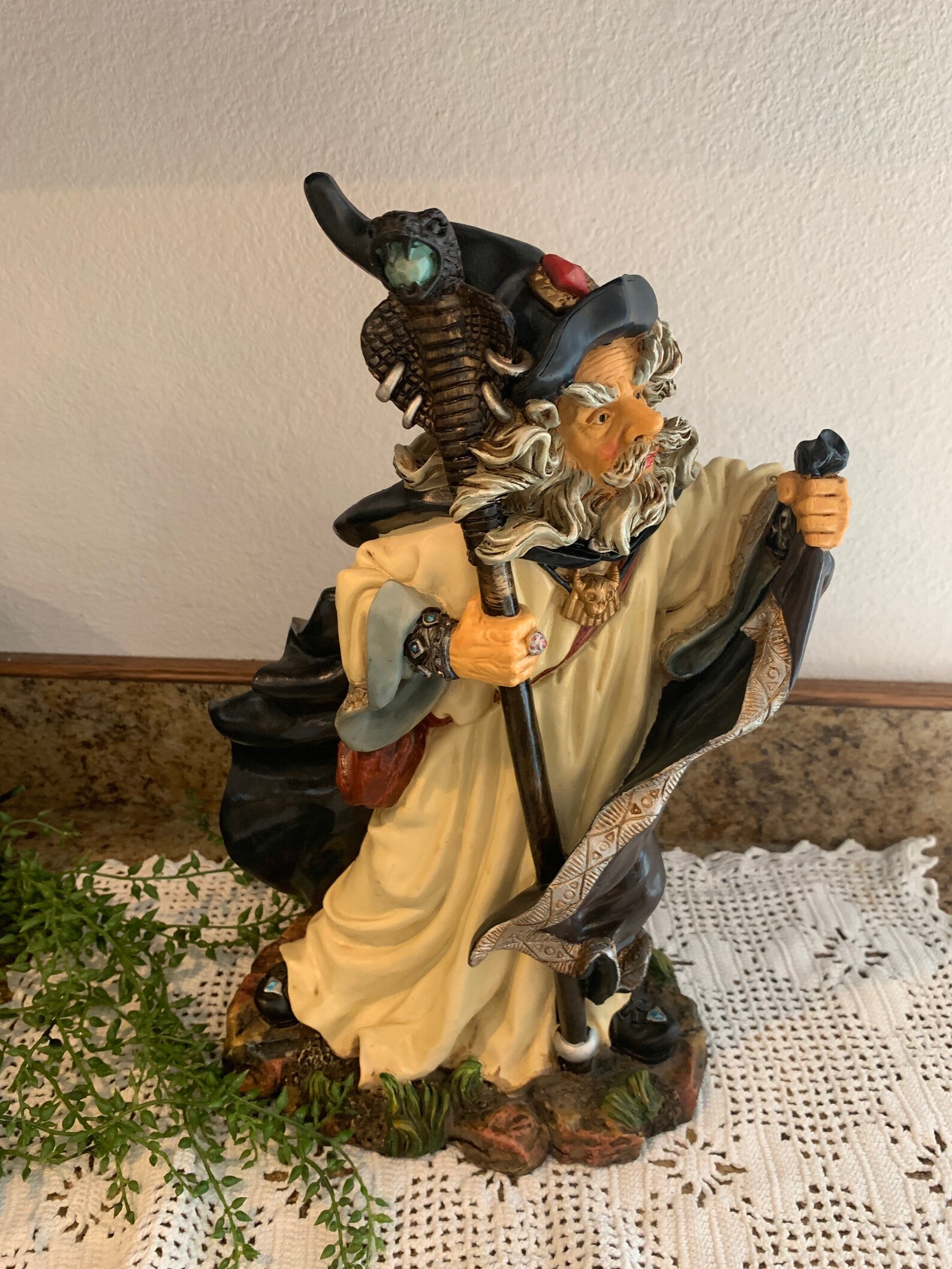 WIZARD Vintage wizard figurine. Fantasy magic sci fi Etsy