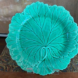 English Vintage Wedgwood Green Majolica Plate