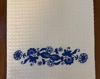 Corelle "Old Town Blue" Embroidered Towel