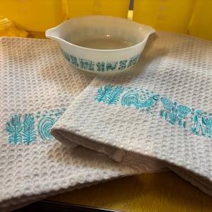 Handdoek met boterprint als aanvulling op je Pyrex Collection keukenhanddoek