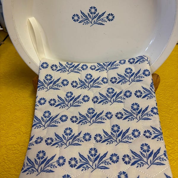 Complementeer "Cornflower Corning Ware"-pannenlap (handgemaakt)