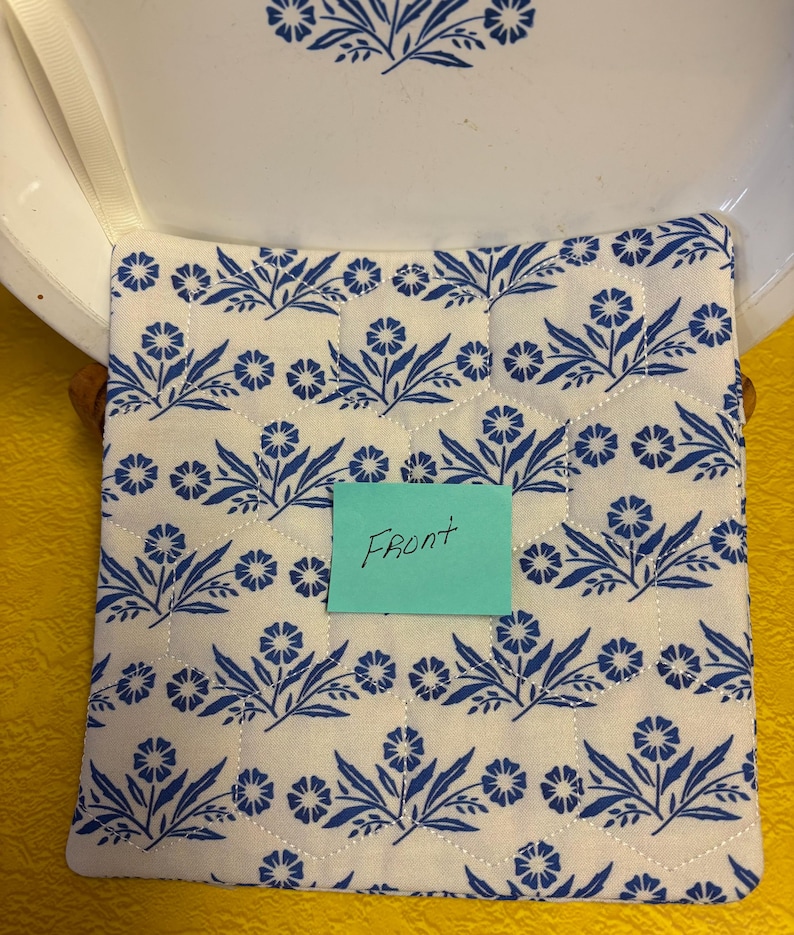 Complement "Cornflower Corning Ware" Pot Holder (Hand Crafted) image 2