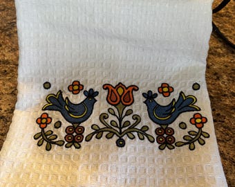 Country Festival (1975-1976) Kitchen Towel to complement Corning Ware