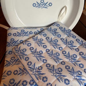 Complemento "Cornflower Corning Ware" Presina (realizzata a mano)