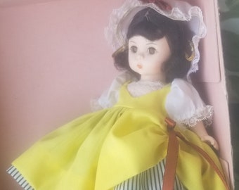 Madame Alexander Doll/&quot;France&quot;/#590/Yellow Dress/Black Hair and Brown Eyes/Original Box and Tag/International Collection &quot;France&quot;Collectible