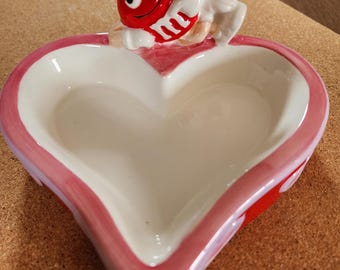 M&M's ハート型キャンディ皿 Galerie 2001 赤とピンクの小物入れトレイ
