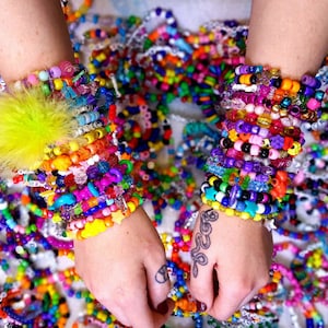 5 Customizable Kandi Bracelets