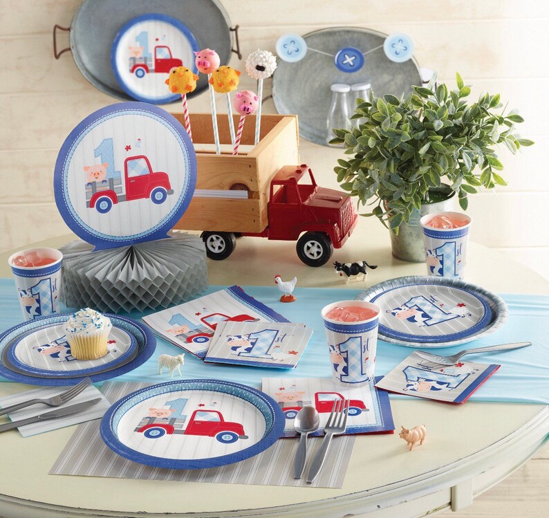 TackyNutPartyStore Farm Party Napkins