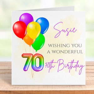 Carte d'anniversaire LGBT personnalisée des 70 ans, conception personnalisée de fierté arc-en-ciel, souvenir d'une étape importante, pour lui, pour elle ou pour eux, célébration à la main