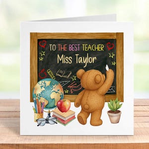Cartão de professor personalizado, ursinho de pelúcia fofo e design de quadro-negro, para o melhor professor de um menino