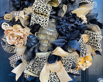Halloween Skeleton, Halloween Home Décor, Halloween Decoration, Spooky Halloween, Halloween Floral, Halloween Wreath, Skeleton Wreath