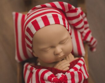 Wonder Wrap • Newborn photography wrap • Easy to use • No wrapping skill needed •  3 Pieces Set • Candy Cane Holiday