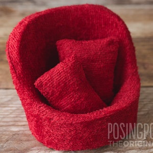 Cover & Pillows for GRAND Pod for     Pod  • Chenille Red (Pod NOT included)