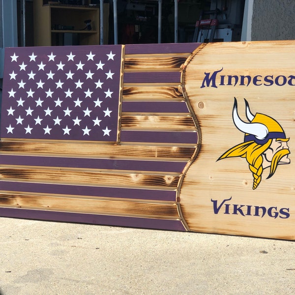 Minnesota Vikings | wood flag