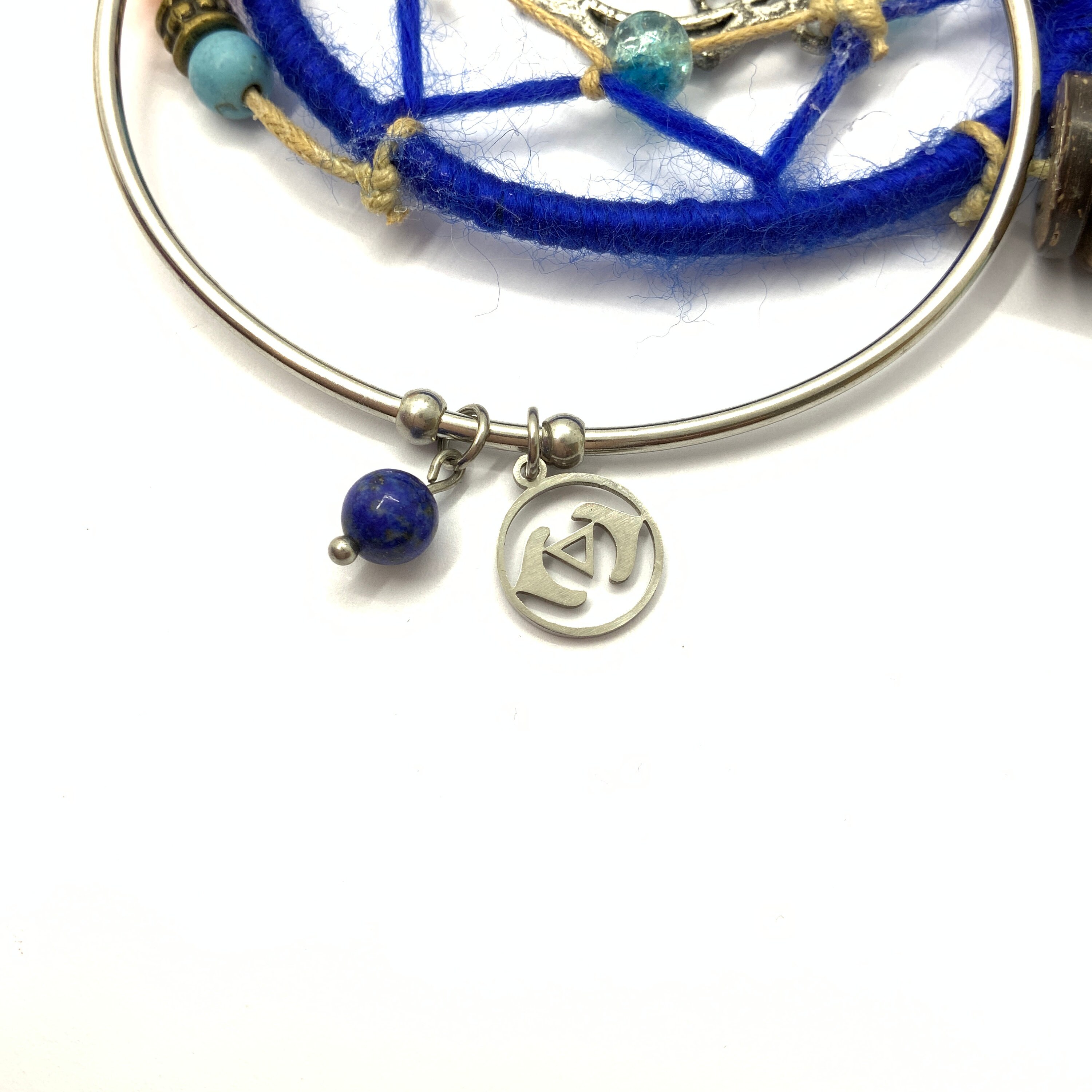 Bracelet Lapis Lazuli et Breloque Chakra - Bijou Femme Équilibre Des Chakras Bijou Argenté Énergie C