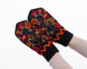 Wollhandschuhe mit handgemachter Stickerei - Doppellagige Handschuhe - Gestickte Handschuhe - 100% Wolle