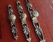Antique Bronze Dresser Drawer Pulls Handles Backplate Kitchen Cabinet Door Handle Pull Knobs Furniture Hardware Back Plate Rustic Unique