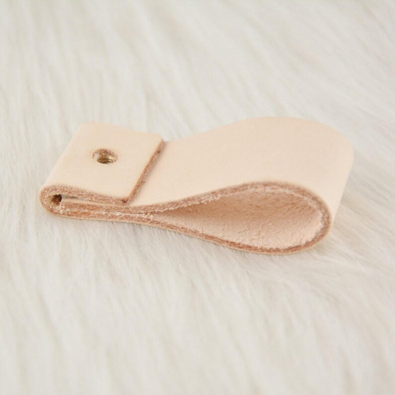 739 5 Color Soft Leather Door Handles For Cabinet Wardrobe Cupboard Drawer Pull Knobs Furniture Kitchen Hardware Decorative Accessories