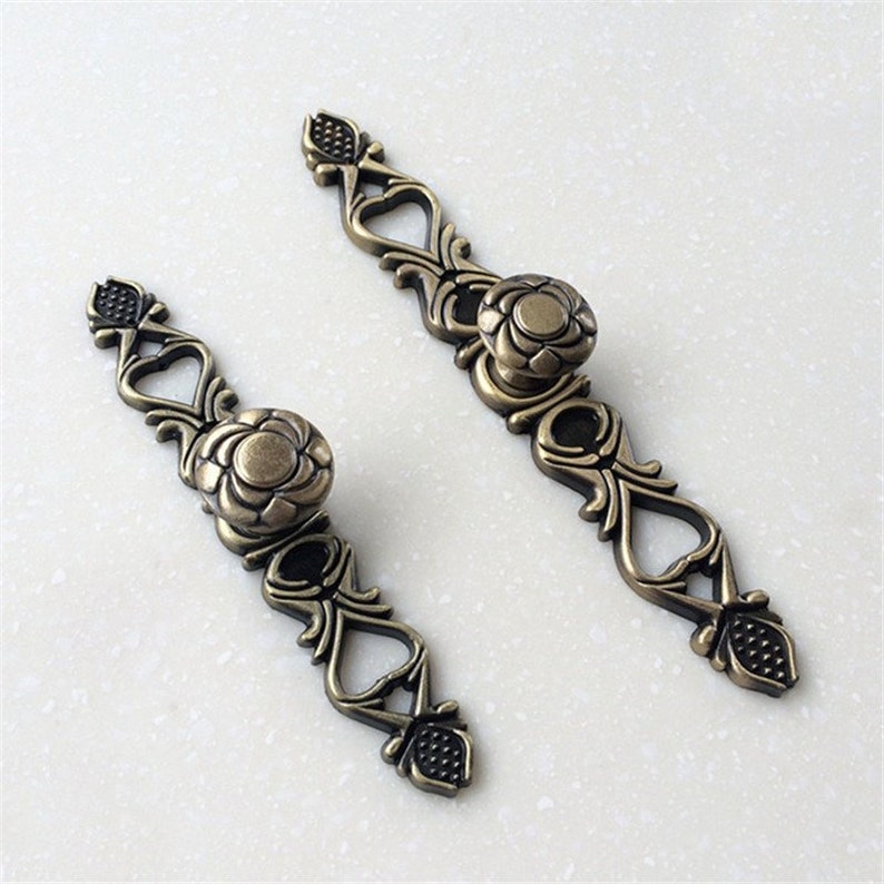 Antique Bronze Dresser Drawer Pulls Handles Backplate/ Kitchen Etsy