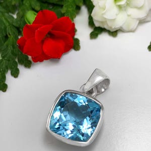Blue topaz pendant