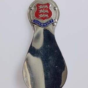 Vintage Guernsey Souvenir Tea Caddy Spoon Heraldic Crest Enamel Collectible