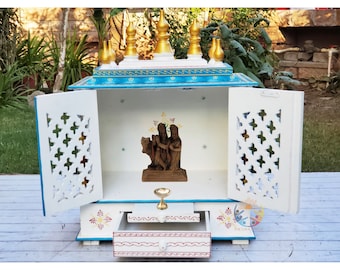 Handgefertigter Hindu Holzstempel Mandir: Wandhalterung Pooja Ghar mit Tür