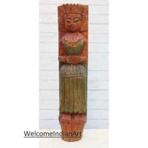 Antique Carved Sculpture, Vintage Wooden Wall Decor, Old Figure, Garden Decor, Farm House Decor, Old Art Collectible