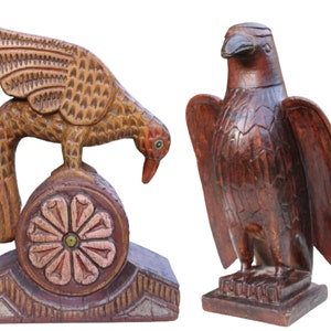 Handmade Antique Wooden Bird Statue Art Shelf Decor Eagle Sculpture Wood Carving Bird Figurine Antique side Table Room Decor Art Collectible