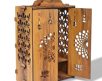 Mandir aus Holz mit Türen: Kompakter Hindu-Pooja-Tempel, Wanddekoration (60x35x20 cm)