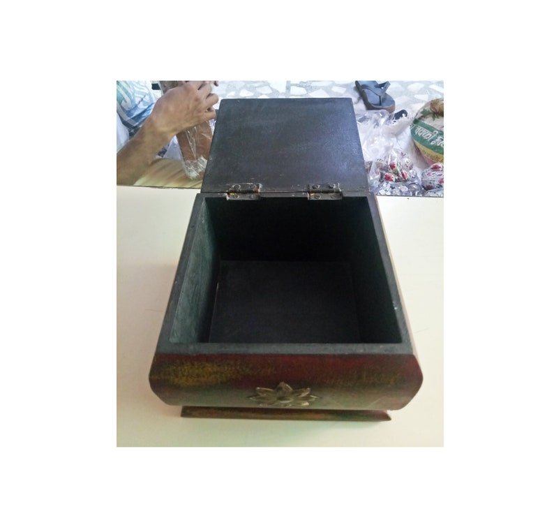 Small Jewelry Box Brass Fitted Box Trinket jewelry Storage Box Old Wooden Box Jewelry Box Keep Sake Home Decor Collectible Indian Art