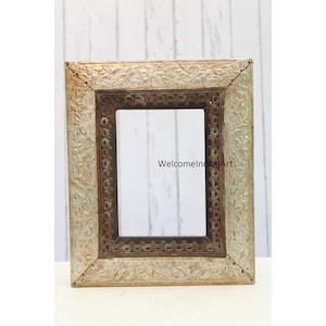 Vintage Rustic Wooden Picture Frame: Metal Jharokha Decor