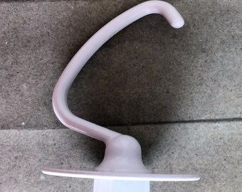JP13 C Hook K5ADH for the Kitchenaid 5KPM5,3K5, 4K5, 4KG25, 4KPD16, 4KSM50, 5K5, 5KPM50,5KSM5, 7K5, 9KSM5, K4SS, K5, KDM5, KG25H, KP50,