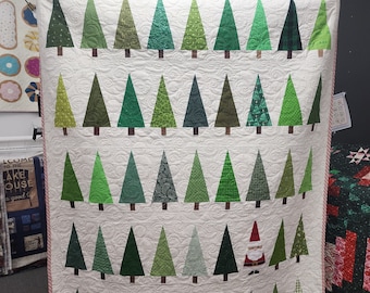 Santa in the Trees Quilt Kit