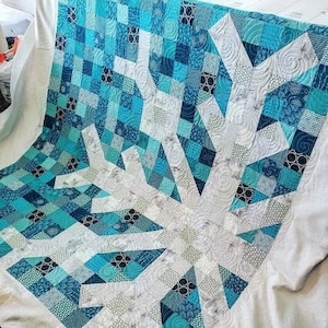 Winter Ice Snowflake Quilt Kit